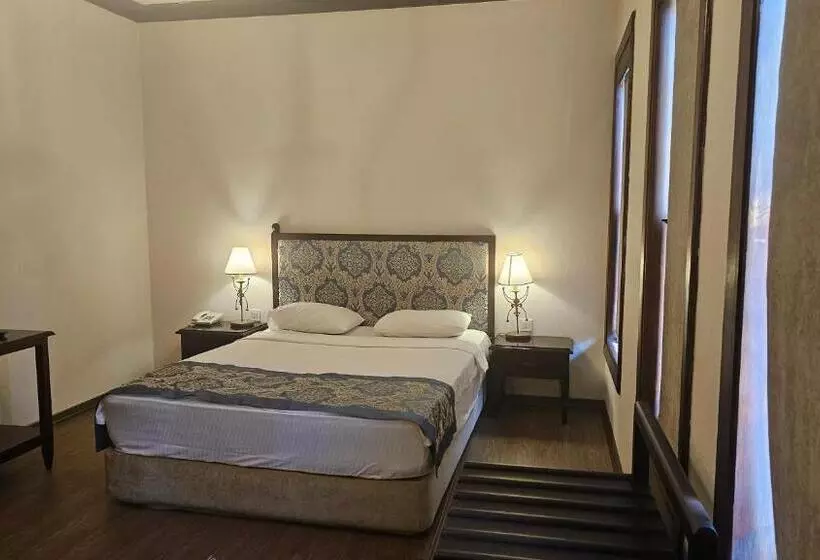 Otantik Hotel & Spa