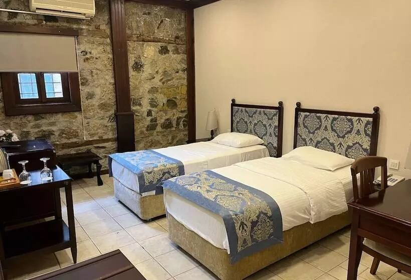 Otantik Hotel & Spa