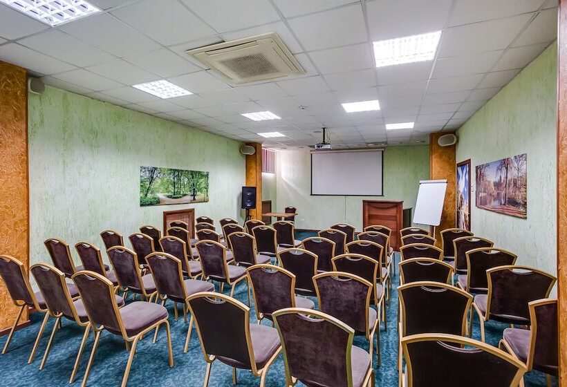 בית מלון כפרי Park City