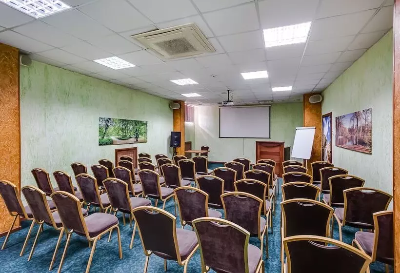 בית מלון כפרי Park City