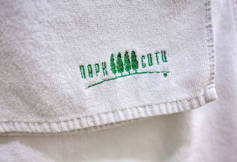 בית מלון כפרי Park City