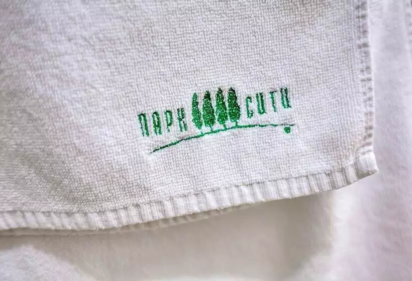 בית מלון כפרי Park City