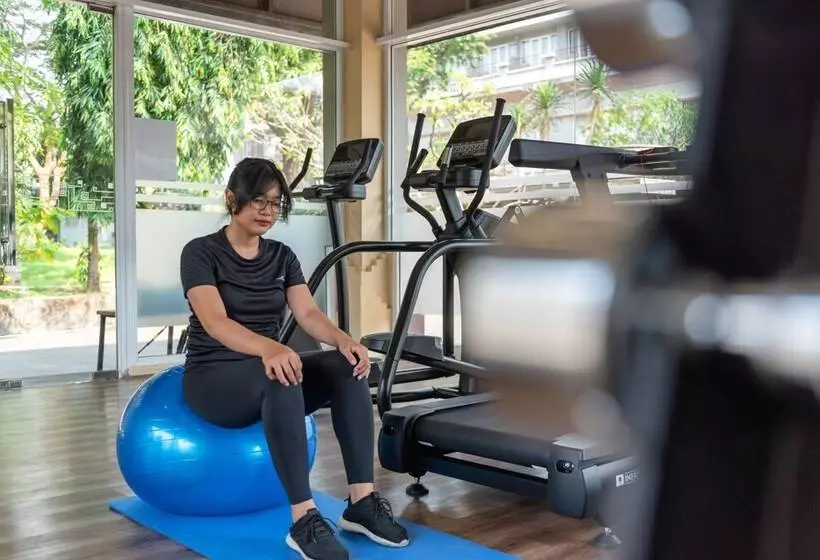 Oakwood Hotel & Apartments Taman Mini Jakarta