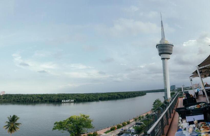 Отель Sentral Kuantan @ Riverview City Centre