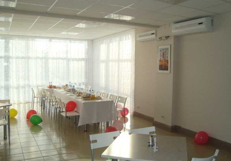 בית מלון כפרי Solnechniy