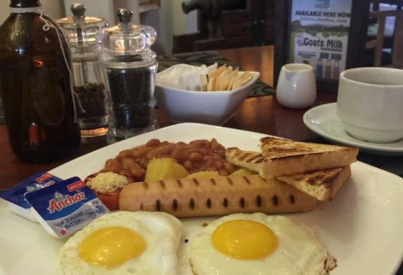 בית מלון כפרי The Ranee Boutique Suites