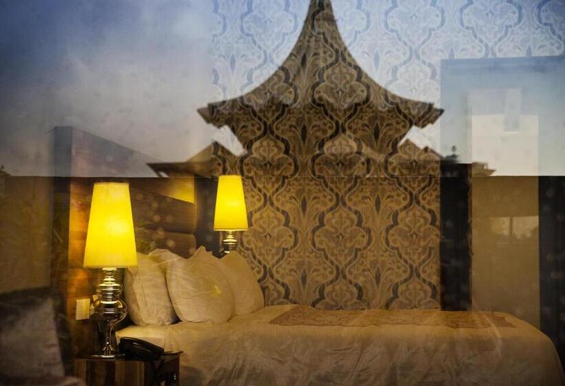 בית מלון כפרי The Ranee Boutique Suites