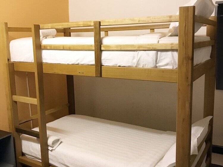 New Ihouse Hotel   Hostel