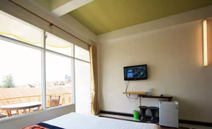 New Ihouse Hotel   Hostel