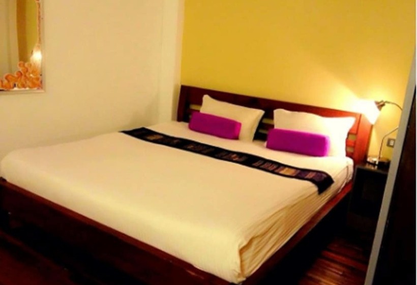 New Ihouse Hotel   Hostel