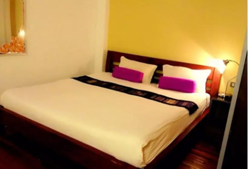 New Ihouse Hotel   Hostel