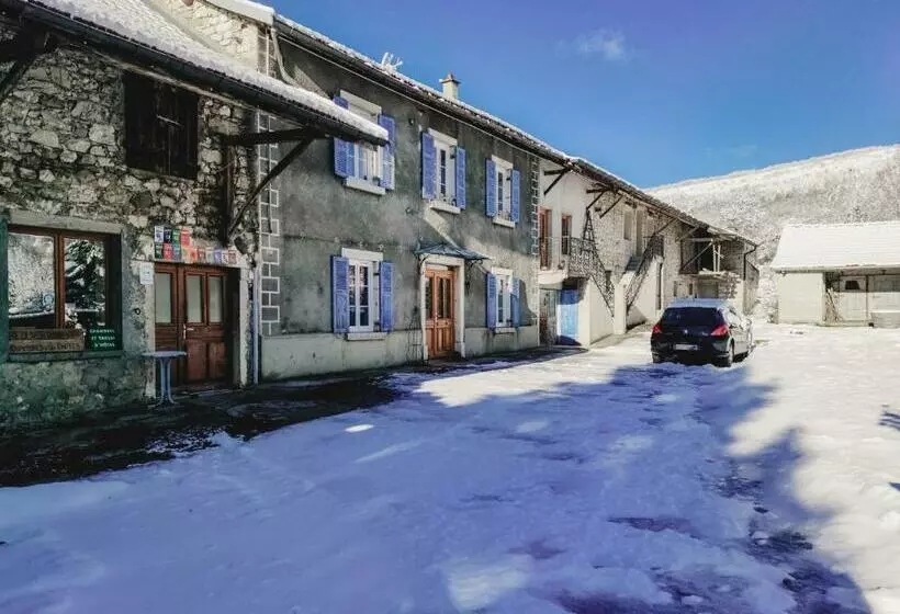 Aamiaismajoitus (B&B) Les Terres D En Haut