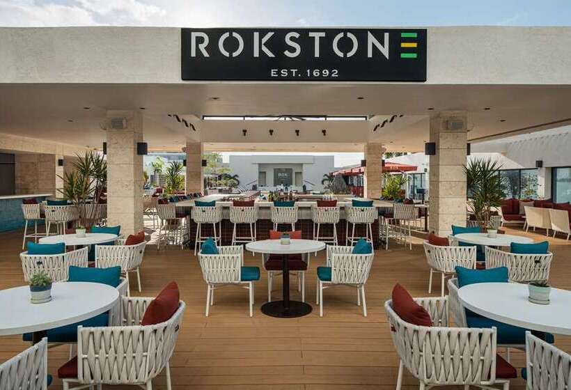 Rok Hotel Kingston, Tapestry Collection By Hilton