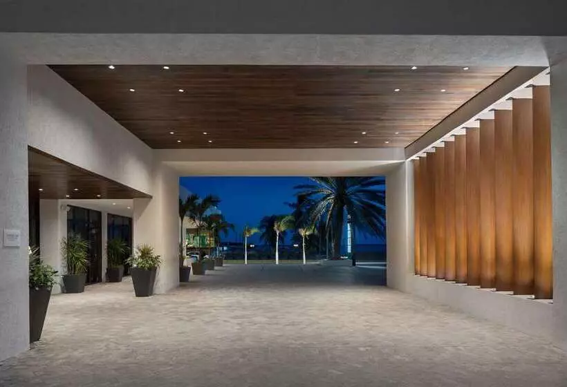 Rok Hotel Kingston, Tapestry Collection By Hilton