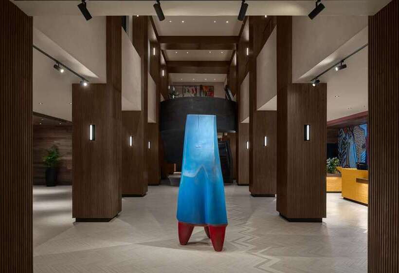 Rok Hotel Kingston, Tapestry Collection By Hilton