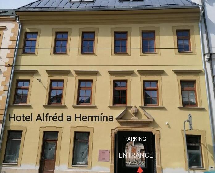 Hotel Alfréd A Hermína