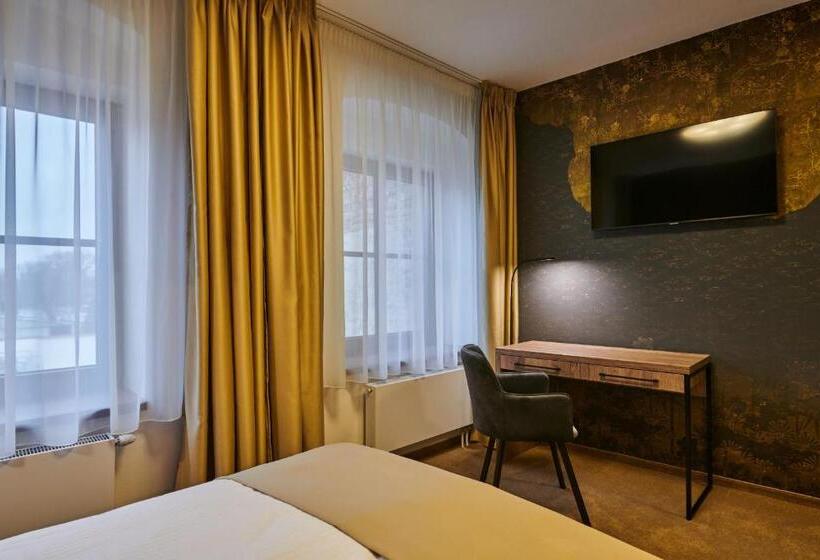 Hotel Alfréd A Hermína