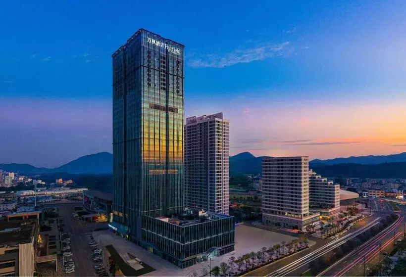 Hotelli Fairfield By Marriott Shenshan Special Cooperation Zone