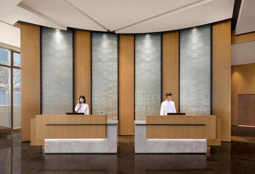 Отель Fairfield By Marriott Shenshan Special Cooperation Zone