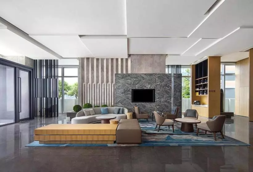 Hotelli Fairfield By Marriott Shenshan Special Cooperation Zone