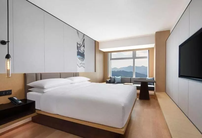 Hotelli Fairfield By Marriott Shenshan Special Cooperation Zone