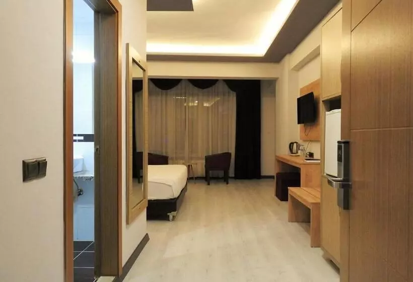 هتل Inn Town