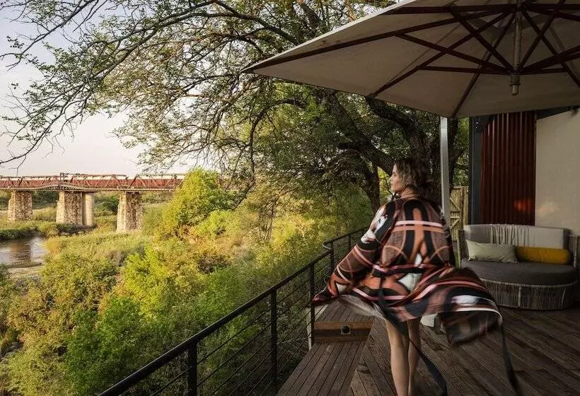هتل Kruger Shalati   Train On The Bridge & Garden Suites