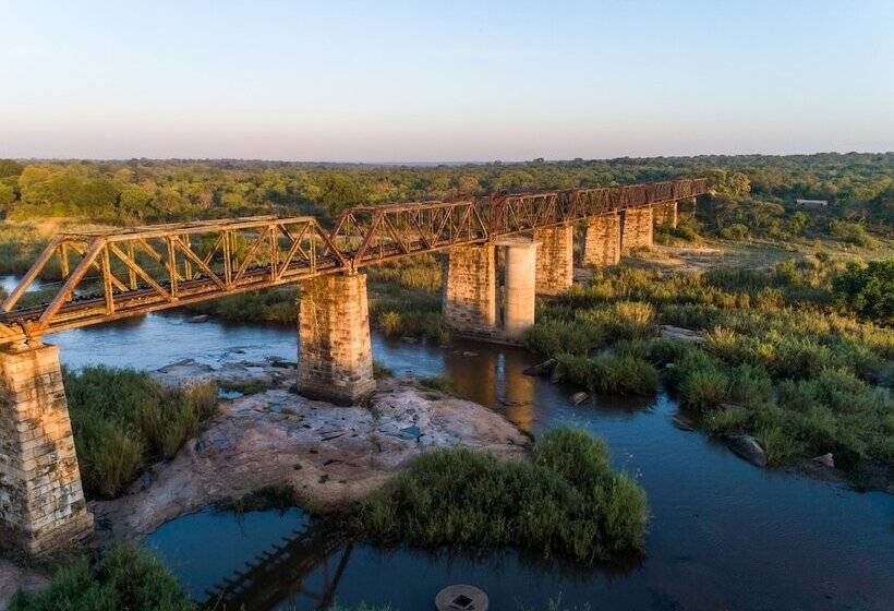 Отель Kruger Shalati Train On The Bridge & Garden Suites