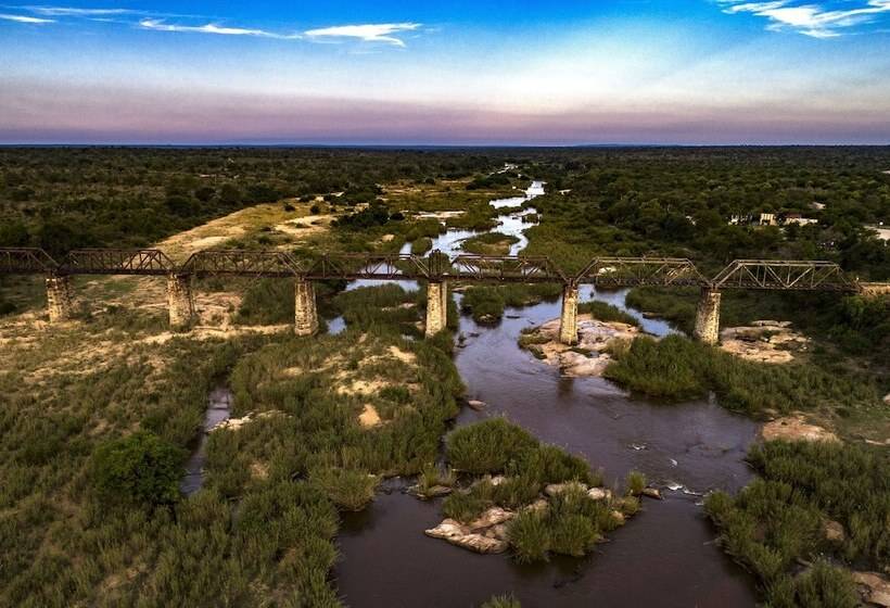 Отель Kruger Shalati Train On The Bridge & Garden Suites