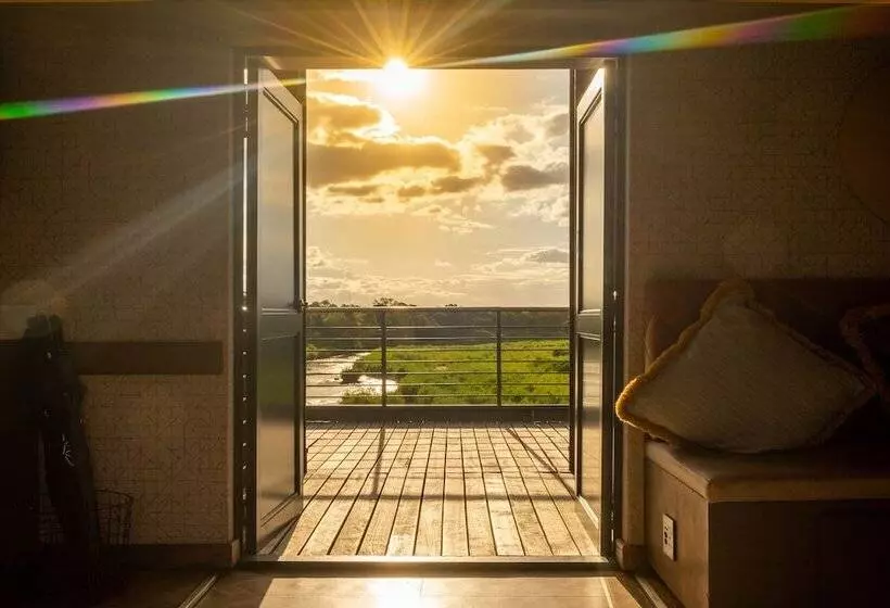 هتل Kruger Shalati   Train On The Bridge & Garden Suites