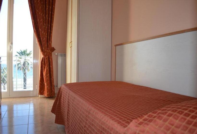 בית מלון כפרי Moresco