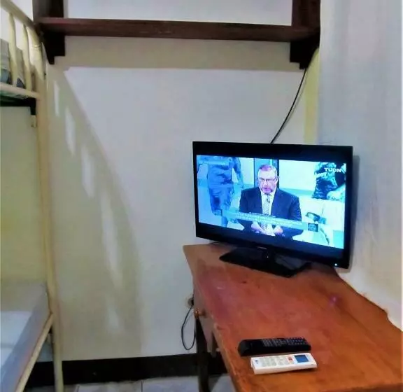 Majatalo Ac Room 4 Persons Hospedaje Don Wilfredo