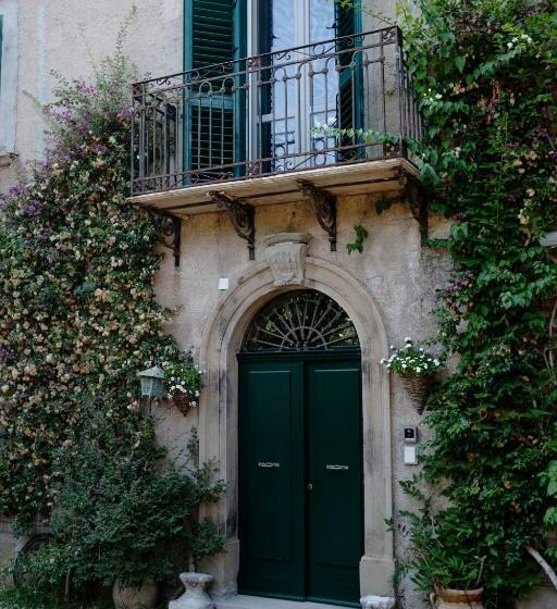 Pansiyon Villa Giuffrè