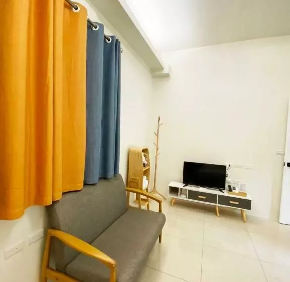 تختخواب و صبحانه Xu Xu Homestay