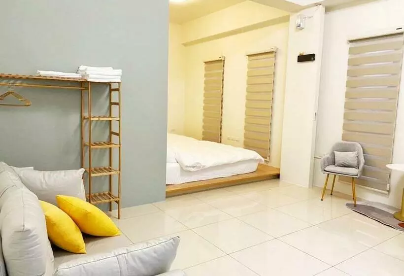 تختخواب و صبحانه Xu Xu Homestay