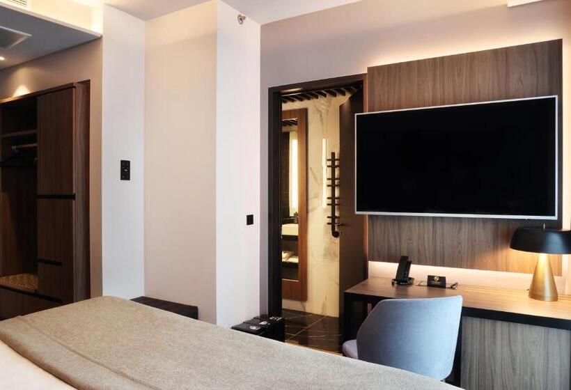 בית מלון כפרי Reykjavik Saga