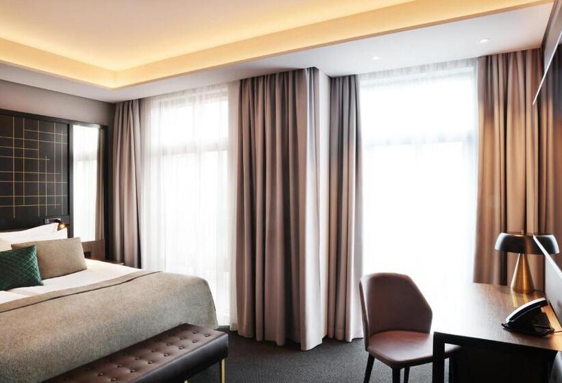 בית מלון כפרי Reykjavik Saga