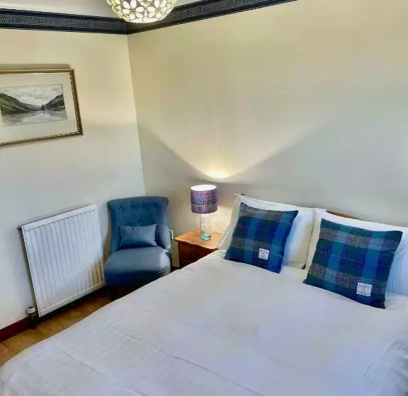 125 Kinlochbervie B&b