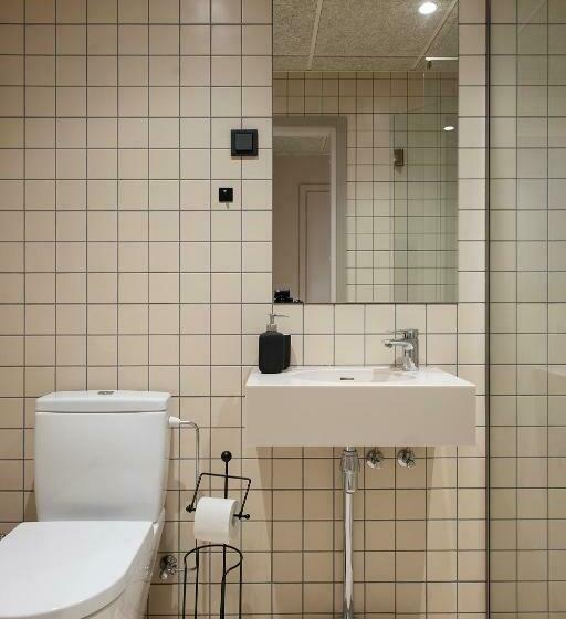 هاستل Hugo Apartment