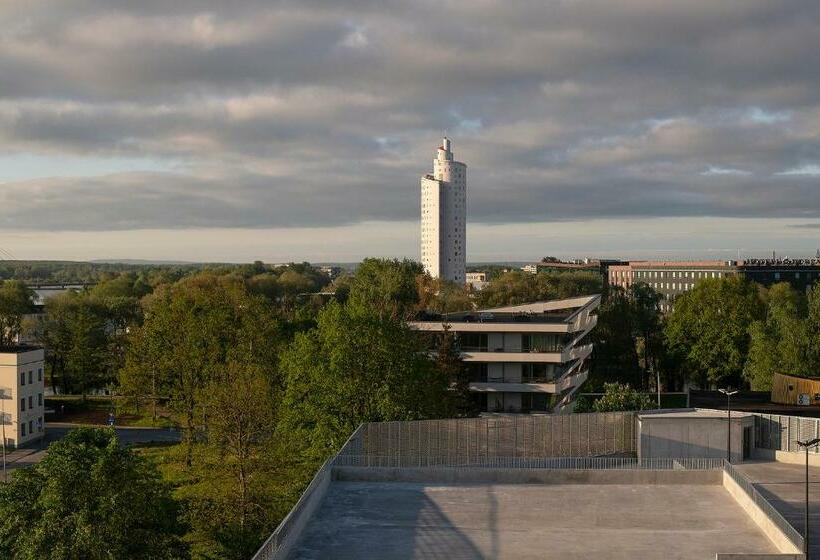 هاستل Hugo Apartment