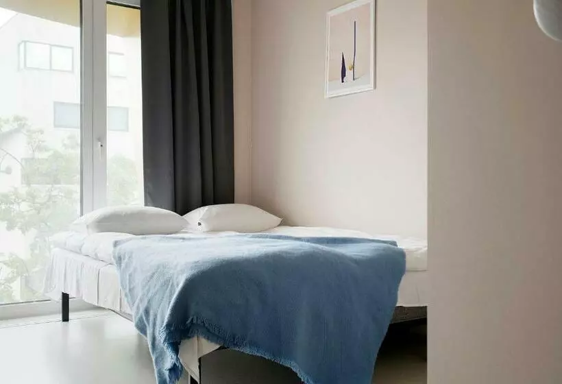 هاستل Hugo Apartment