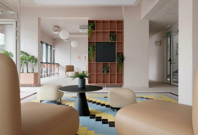 هاستل Hugo Apartment