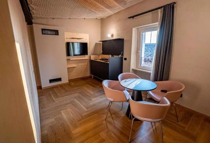 ベッドアンドブレックファースト La Meridiana