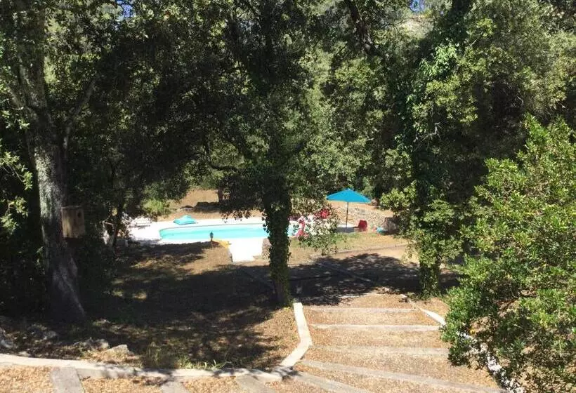 Majatalo Villa Bleucassis