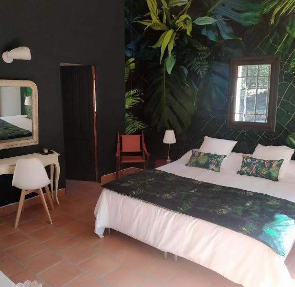 פנסיון Villa Bleucassis