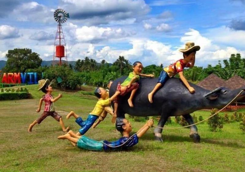 리조트 Taal Maranan Farmville Inc. By Cocotel