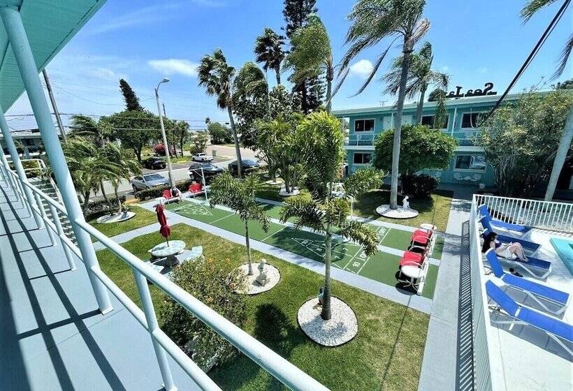 Sea Jay Motel And Marina