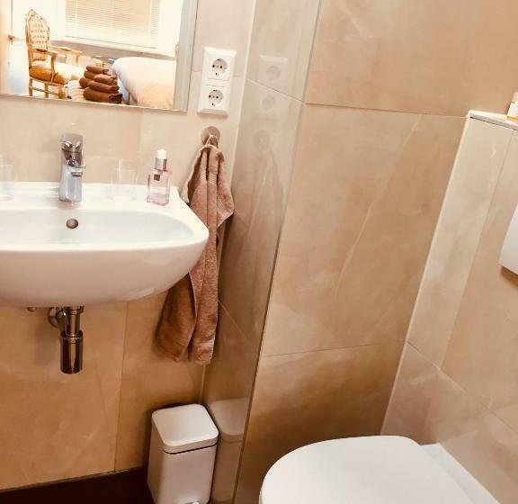 בית מלון כפרי Boutique  Frada