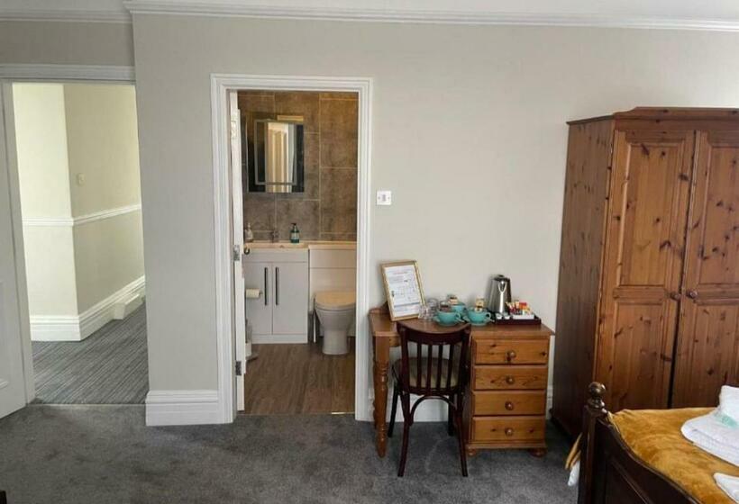 ホテル The Red Lion