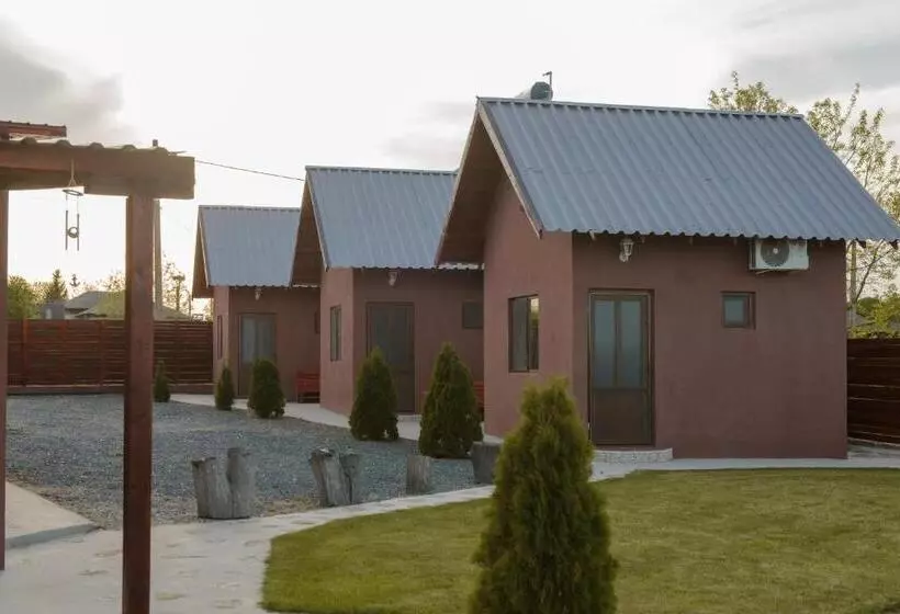 Majatalo Cazare Nicoleta